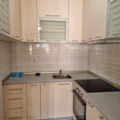 Location d’un appartement confortable de 3 pièces, 62 m², Vračar, Belgrade, Serbie